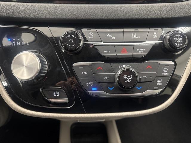 used 2023 Chrysler Pacifica car, priced at $24,199