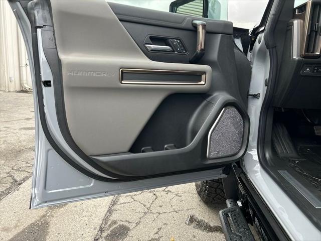 new 2025 GMC HUMMER EV SUV car, priced at $103,315