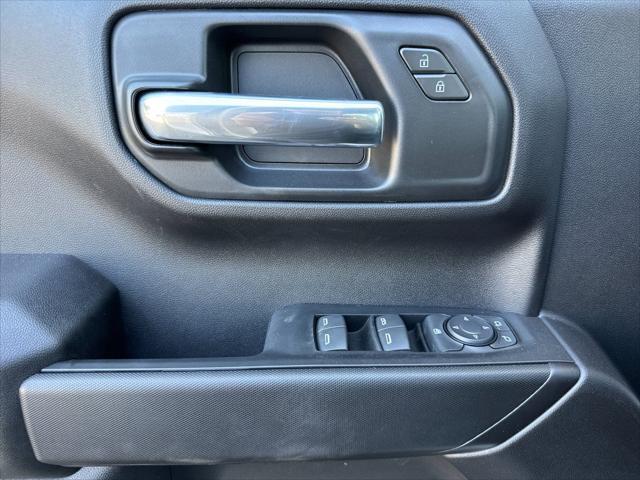 new 2025 Chevrolet Silverado 1500 car, priced at $42,305