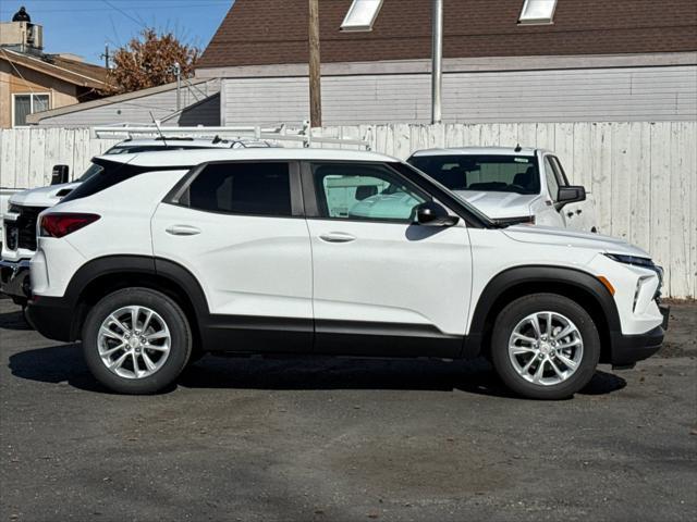 new 2025 Chevrolet TrailBlazer car, priced at $23,680