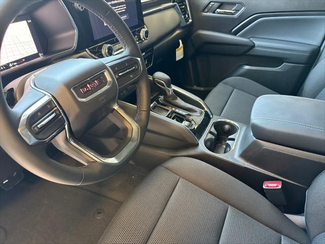 new 2025 GMC Canyon car