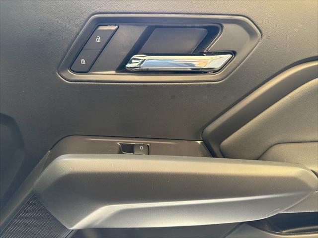 new 2025 GMC Canyon car