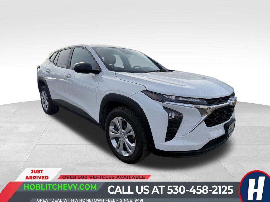 used 2024 Chevrolet Trax car, priced at $18,500