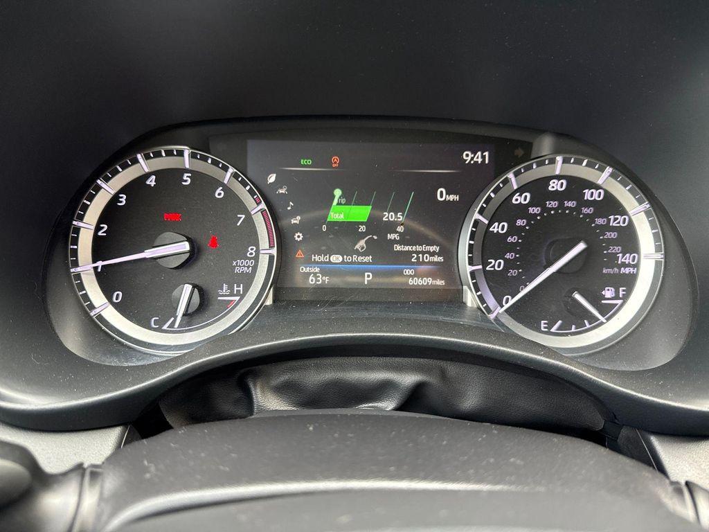 used 2022 Toyota Highlander car, priced at $30,800