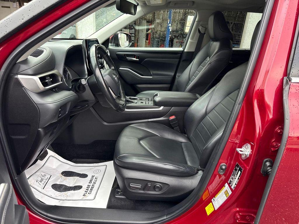 used 2022 Toyota Highlander car, priced at $30,800