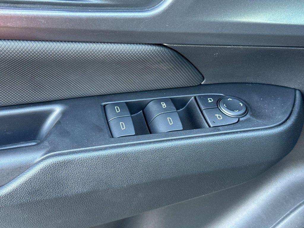 new 2025 Chevrolet Equinox EV car, priced at $33,055