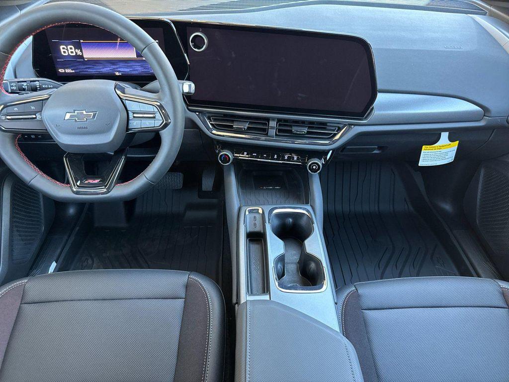 new 2025 Chevrolet Equinox EV car, priced at $33,055