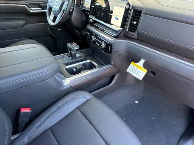new 2025 GMC Sierra 1500 car, priced at $63,040