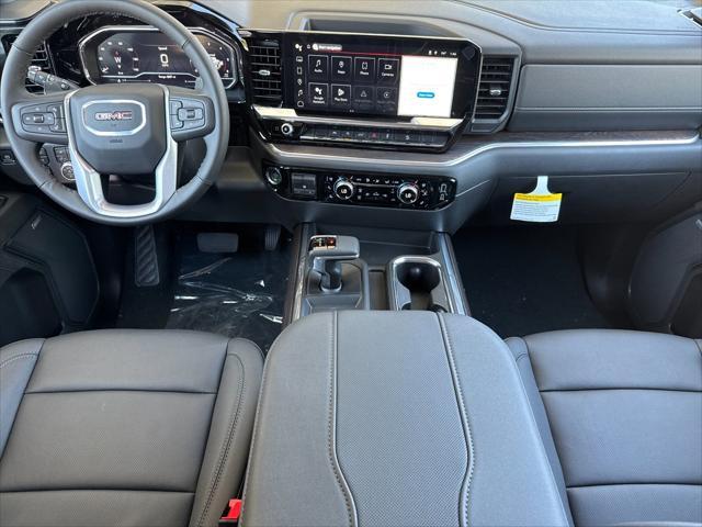 new 2025 GMC Sierra 1500 car, priced at $63,040