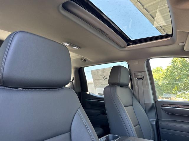new 2025 GMC Sierra 1500 car, priced at $63,040