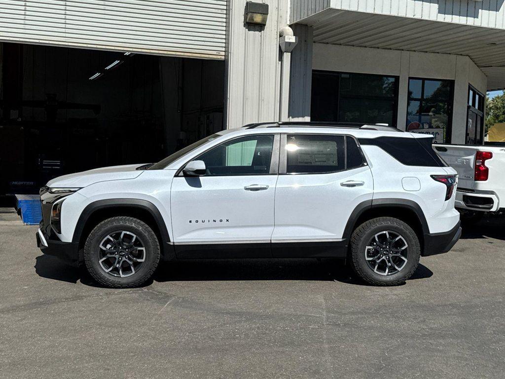 new 2026 Chevrolet Equinox car, priced at $33,215