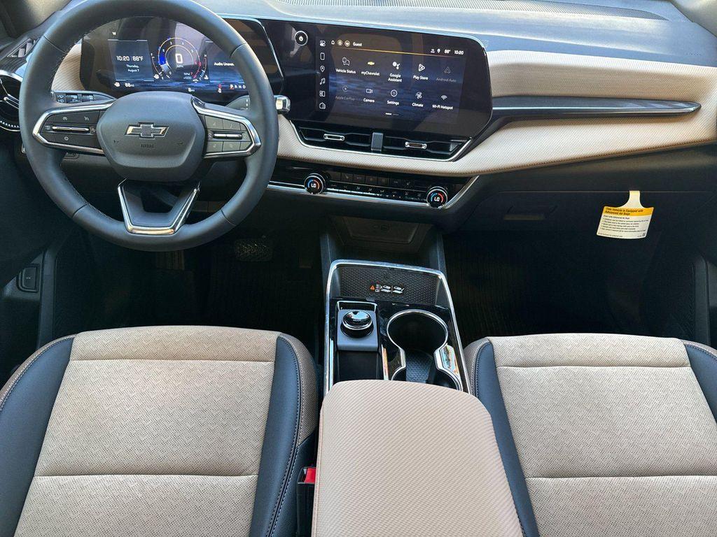 new 2026 Chevrolet Equinox car, priced at $33,215