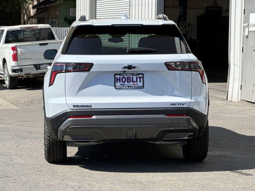 new 2026 Chevrolet Equinox car, priced at $33,215