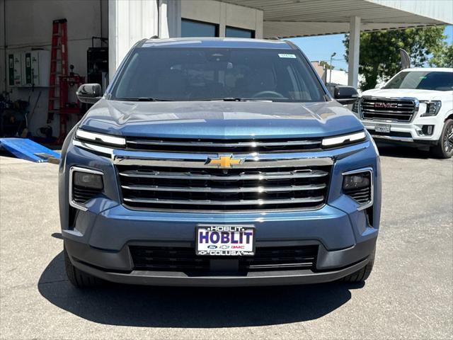 new 2025 Chevrolet Traverse car