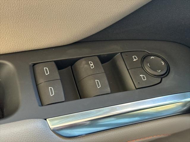 new 2025 Chevrolet Traverse car