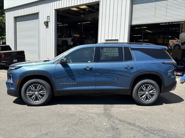 new 2025 Chevrolet Traverse car