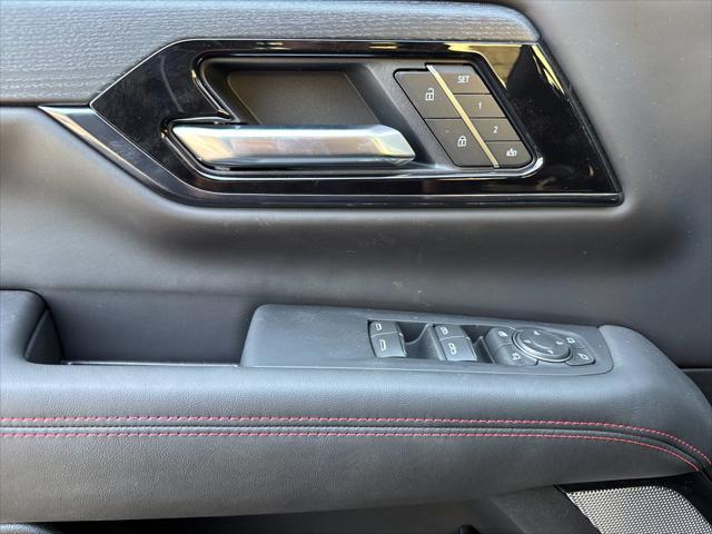 new 2025 GMC Yukon XL car, priced at $105,129