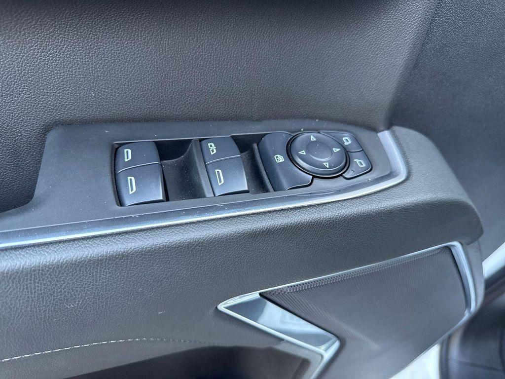 used 2025 Chevrolet Silverado 1500 car, priced at $42,369