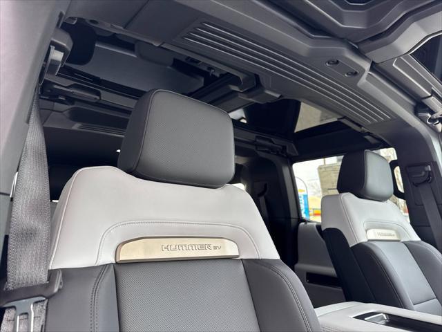new 2025 GMC HUMMER EV SUV car, priced at $103,685
