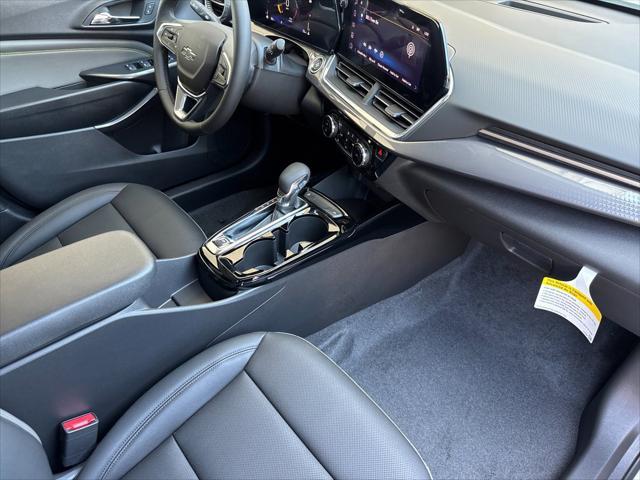new 2025 Chevrolet Trax car, priced at $26,940