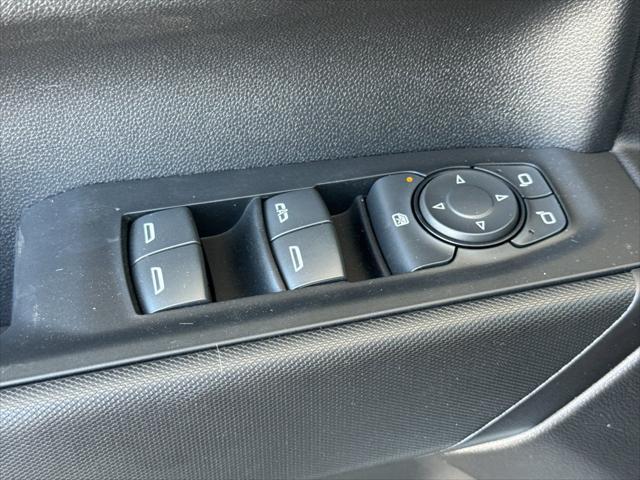 new 2025 GMC Sierra 1500 car, priced at $43,150