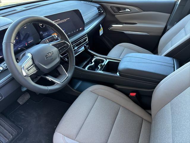 new 2025 Chevrolet Traverse car, priced at $44,380