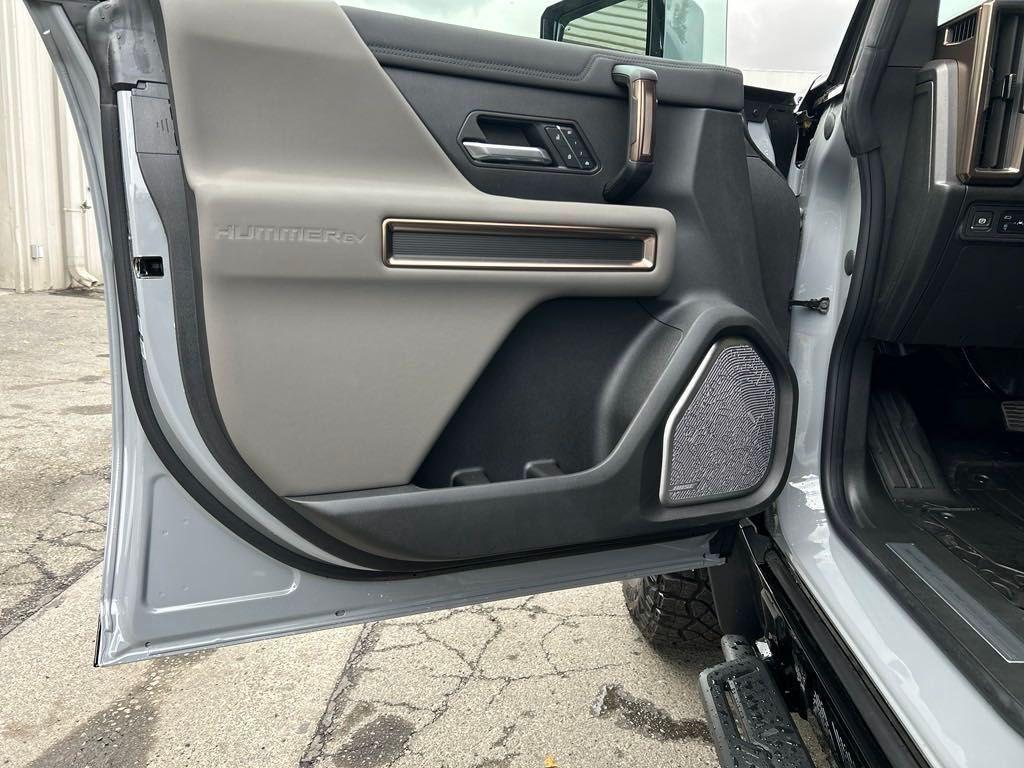 new 2025 GMC HUMMER EV SUV car, priced at $95,839