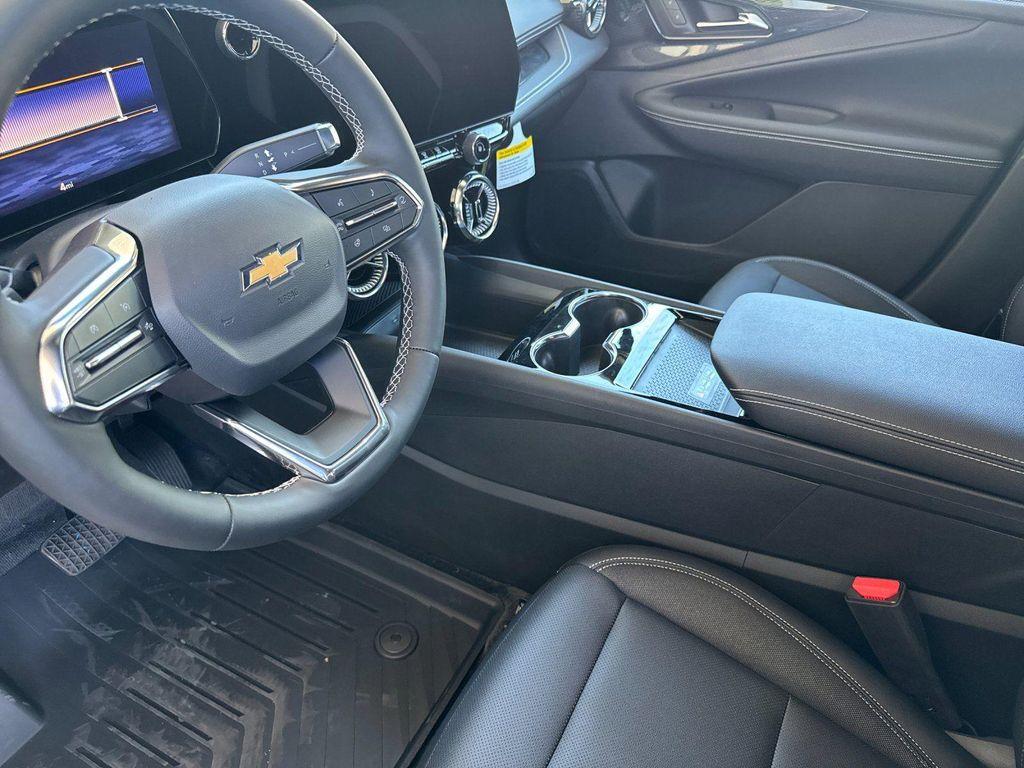 new 2025 Chevrolet Blazer EV car, priced at $35,080