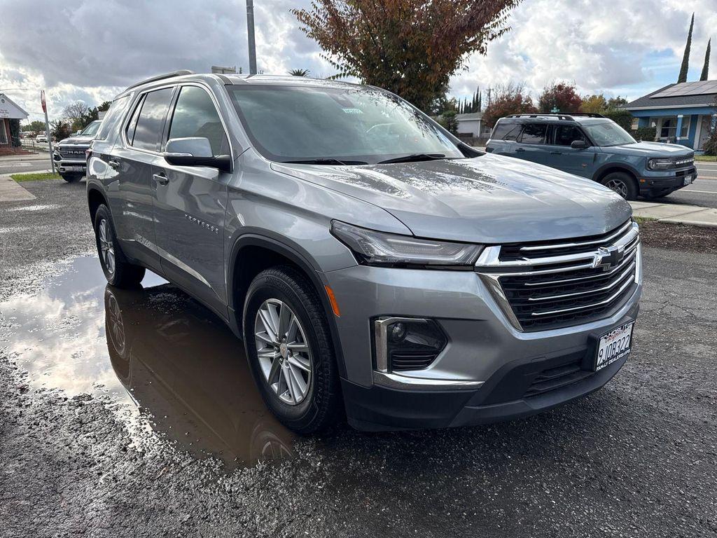used 2023 Chevrolet Traverse car, priced at $32,000