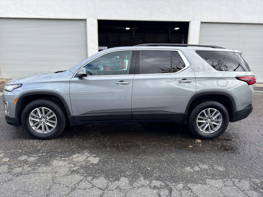used 2023 Chevrolet Traverse car, priced at $32,000