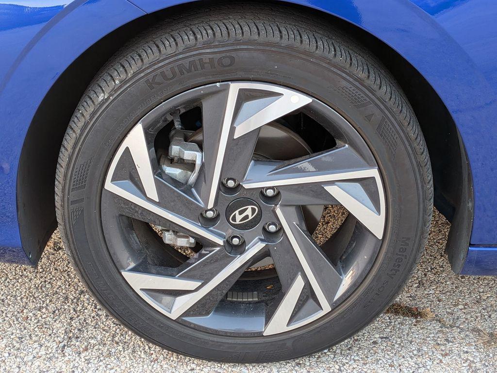 used 2024 Hyundai Elantra car, priced at $21,527
