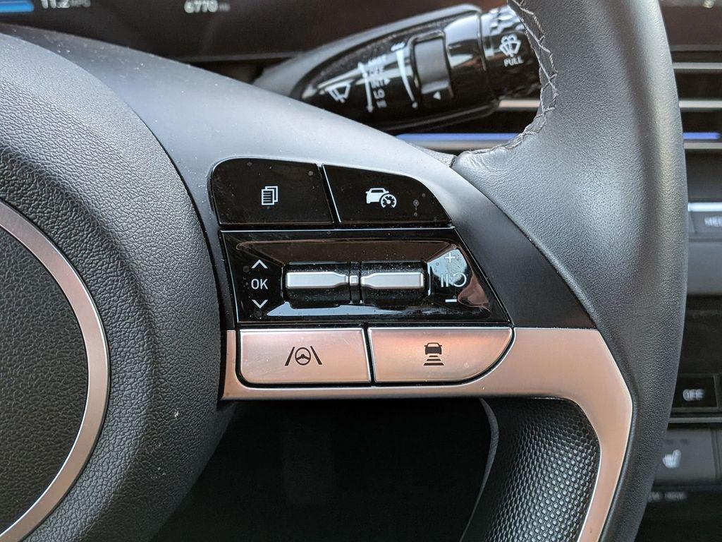 used 2024 Hyundai Elantra car, priced at $21,527