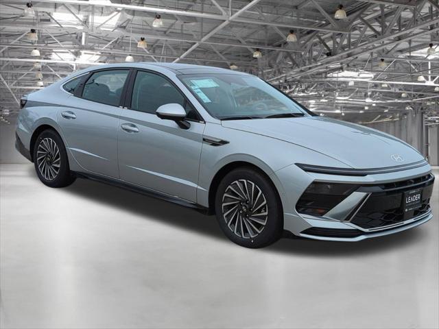 new 2024 Hyundai Sonata Hybrid car, priced at $33,979