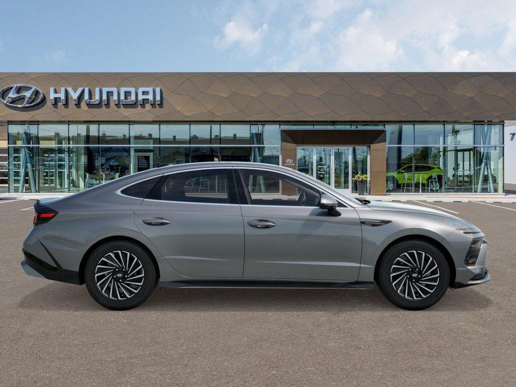 new 2026 Hyundai Sonata Hybrid car, priced at $33,259
