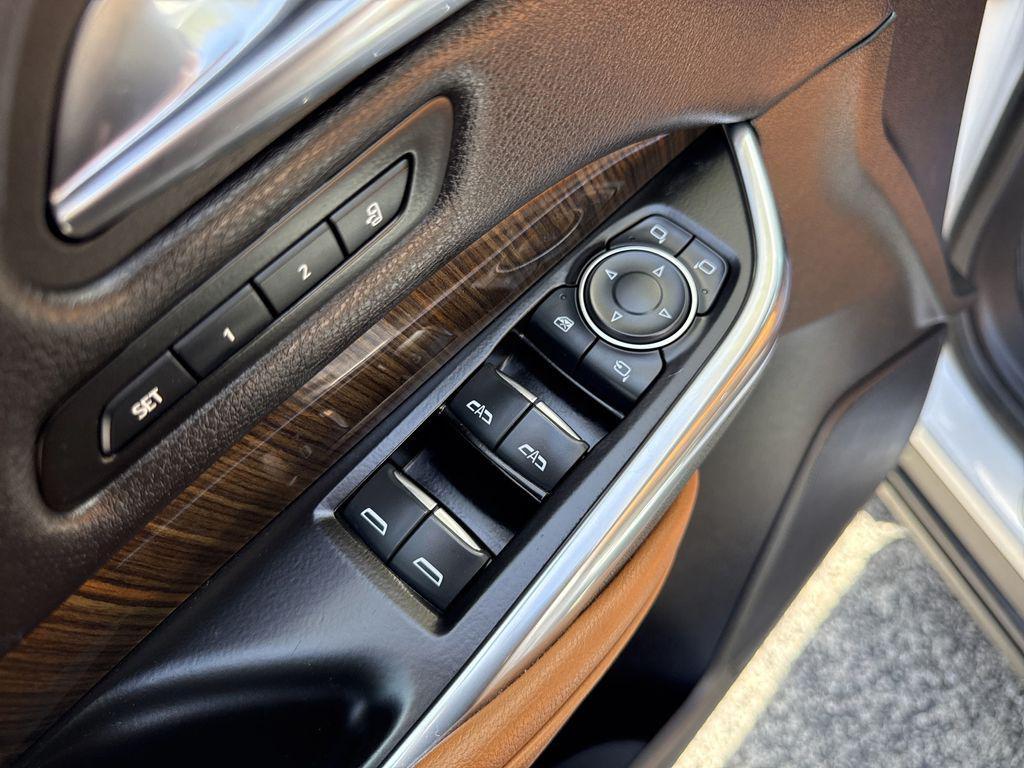 used 2019 Cadillac XT4 car, priced at $17,520