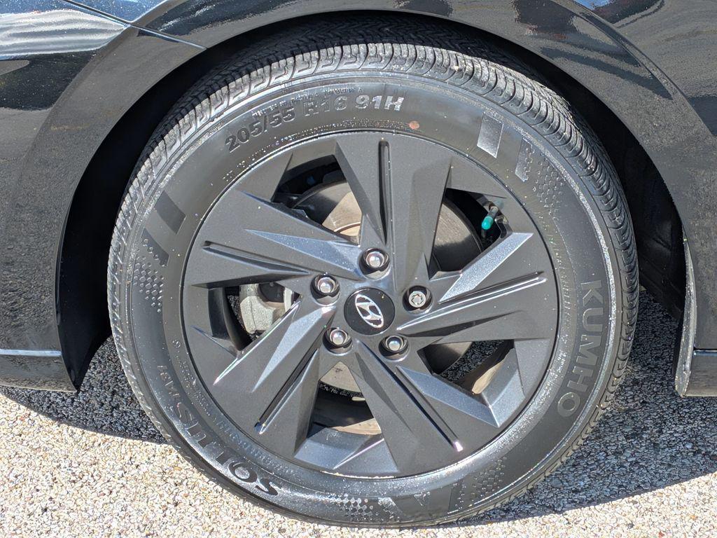 used 2021 Hyundai Elantra car, priced at $17,532