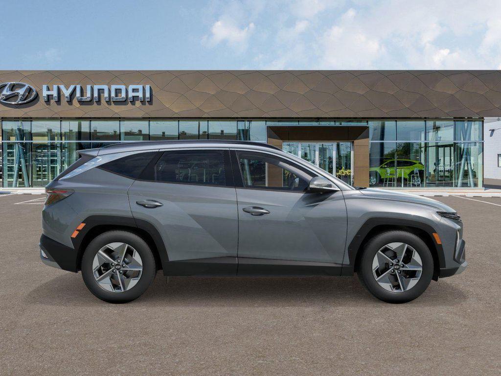 new 2025 Hyundai TUCSON Hybrid car, priced at $32,760
