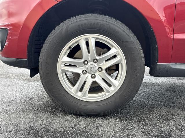 used 2011 Hyundai Santa Fe car, priced at $7,500