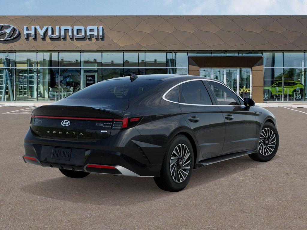 new 2025 Hyundai Sonata Hybrid car, priced at $35,840