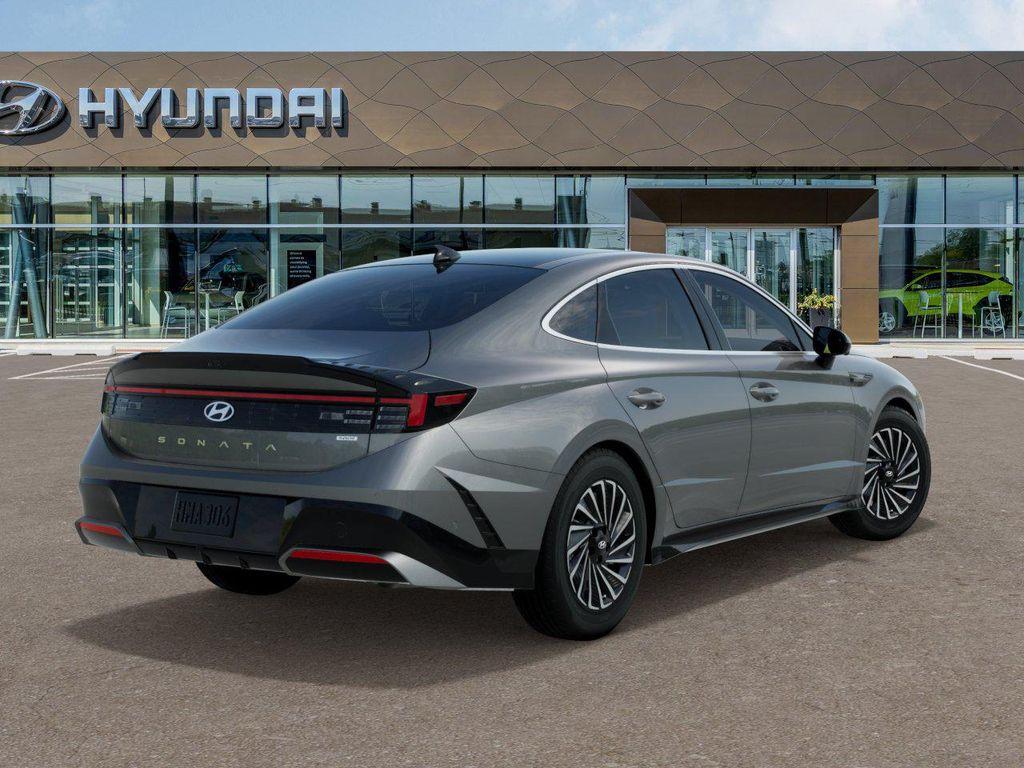 new 2025 Hyundai Sonata Hybrid car, priced at $34,385