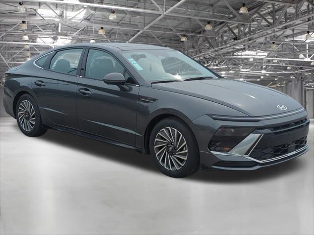 new 2024 Hyundai Sonata Hybrid car, priced at $34,046