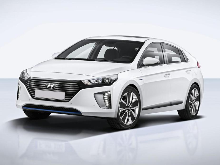 new 2019 Hyundai Ioniq Hybrid car
