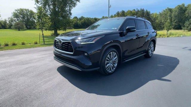 used 2021 Toyota Highlander car, priced at $38,724