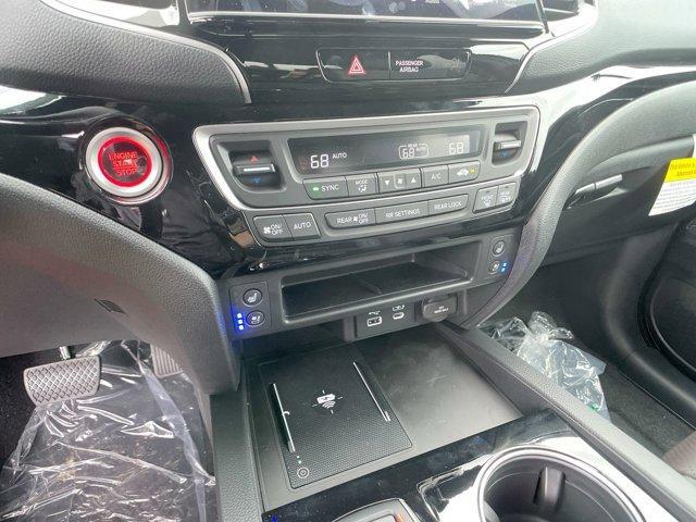 new 2025 Honda Ridgeline car