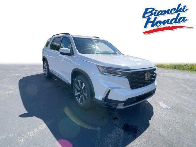 new 2025 Honda Pilot car