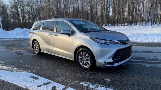 used 2021 Toyota Sienna car, priced at $39,447