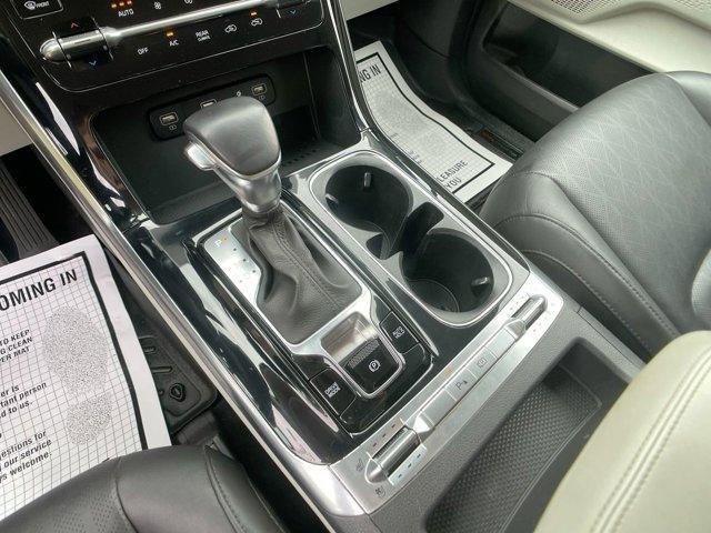 used 2022 Kia Carnival car, priced at $29,630