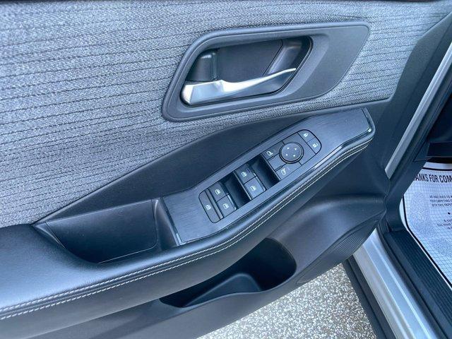 used 2021 Nissan Rogue car, priced at $24,952