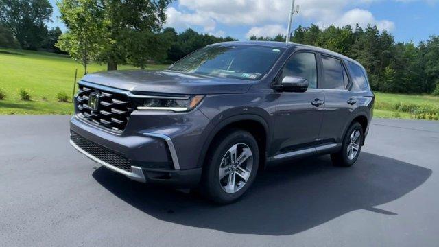 new 2025 Honda Pilot car