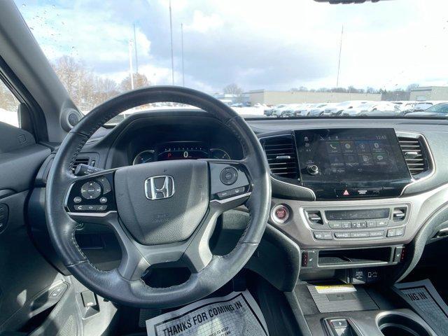 used 2022 Honda Pilot car, priced at $27,694